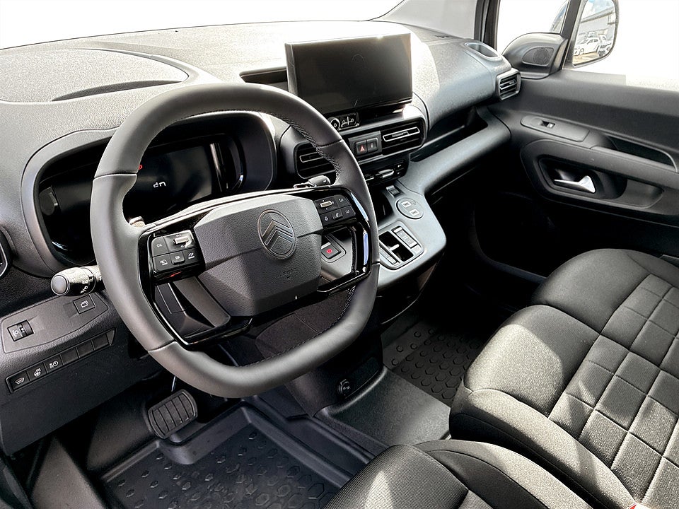 Bild på Citroën Berlingo Business+ 130hk Aut L2 - DEMO