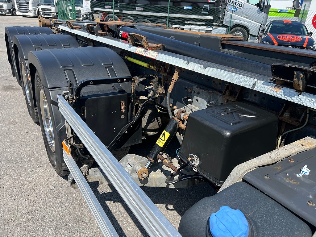 Volvo FH13 500 8x4*4 Tridem Lastväxlare Fullt Plogutrustad