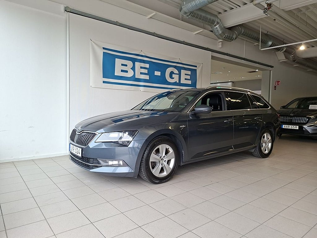 Skoda Superb 2.0TDI 4x4 DSG L&K Drag Värmare Skinn