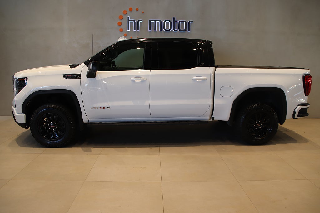 GMC Sierra 1500 AT4X 6.2L V8/Flaklock/backljus/2 års garanti
