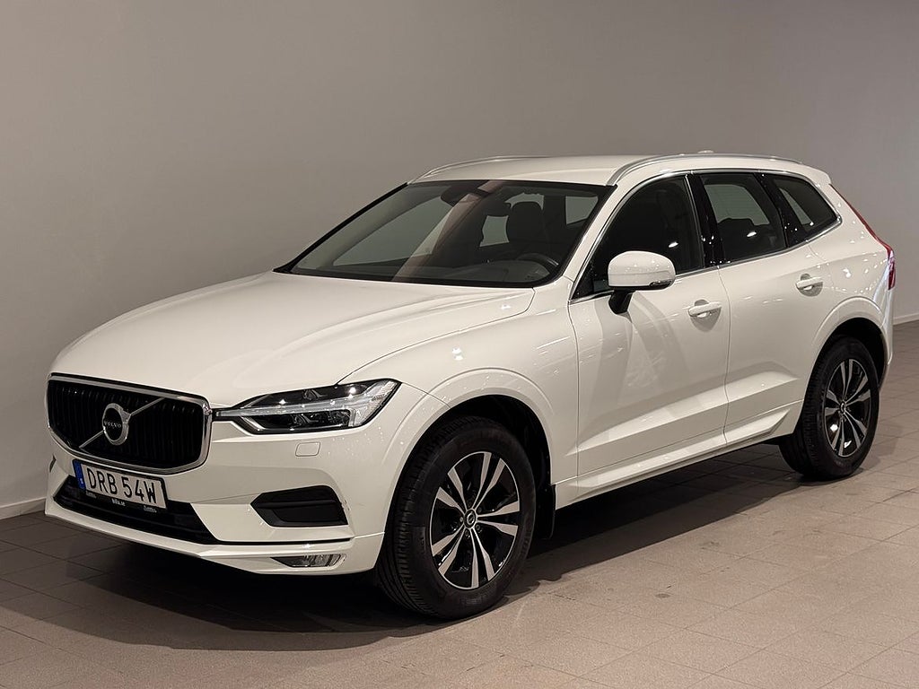 Volvo XC60 B4 AWD Diesel Momentum Advanced Edt