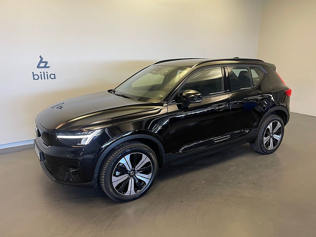 Volvo XC40 Recharge Plus / Dragkrok / Navigation / Backka...