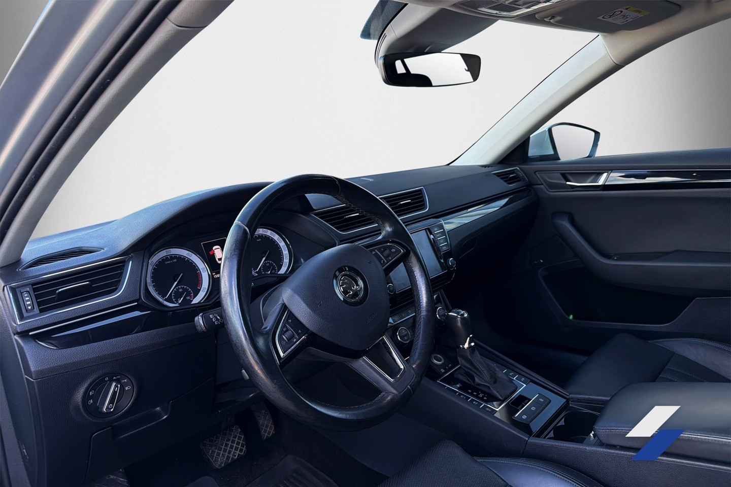 Skoda Superb 2017, kuva 4/10