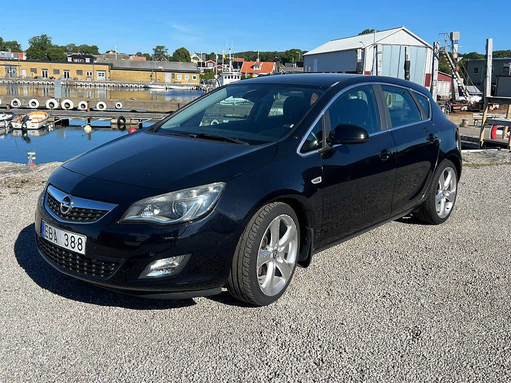 Opel Astra 1.6 Turbo Enjoy Euro 5