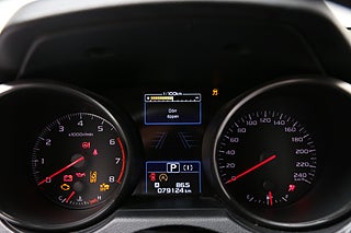 Kombi Subaru Outback 18 av 28