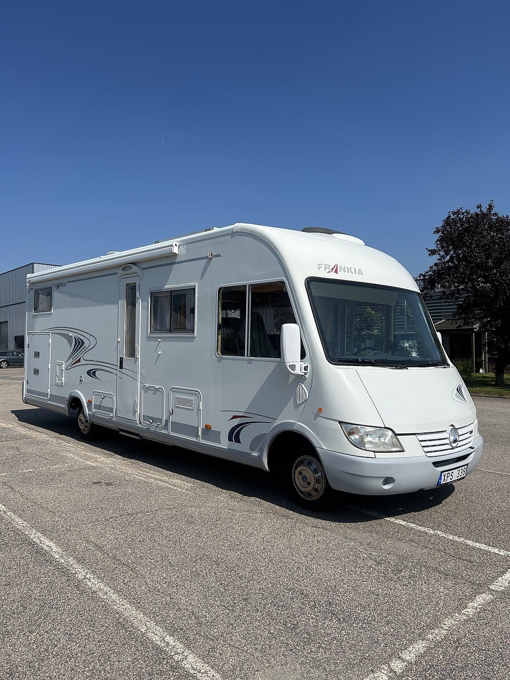 Frankia Luxury Class 