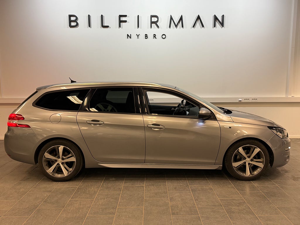 Peugeot 308 SW 1.2 PureTech 130 Active PANORAMA|BACKKAMERA|VÄRMARE