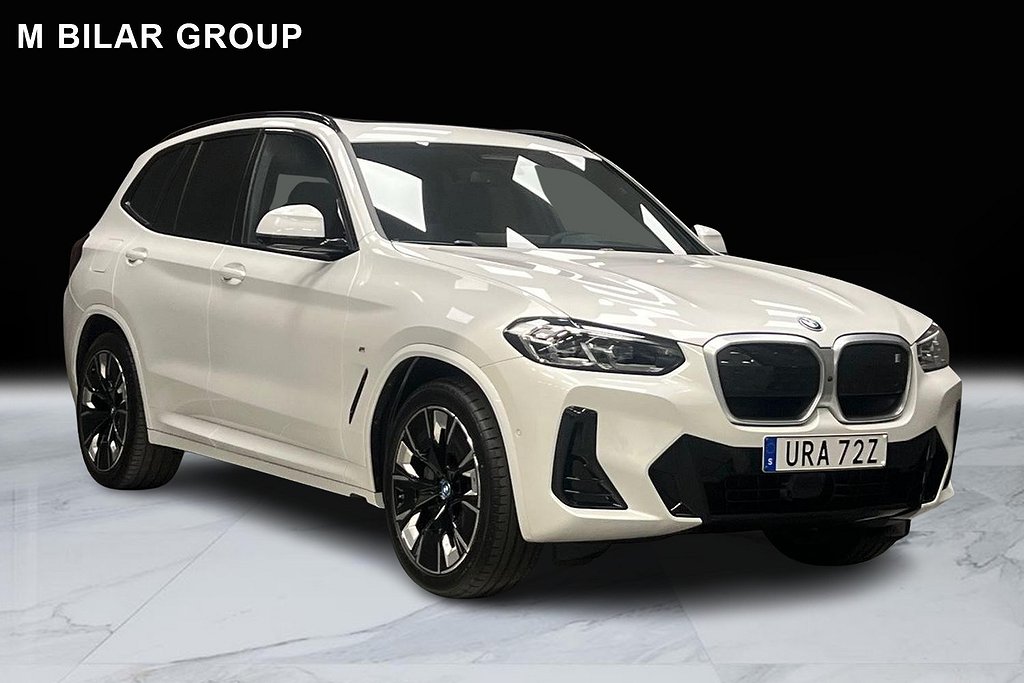 BMW iX3 M Bilar Kampanj Race / 0,95% RÄNTA