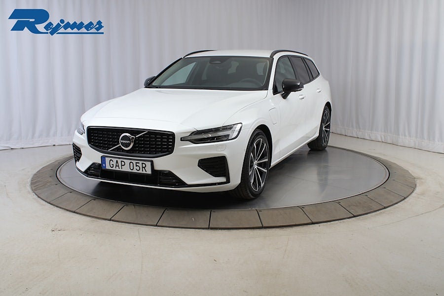 Volvo V60 T6 Plus Dark Nordic Edition