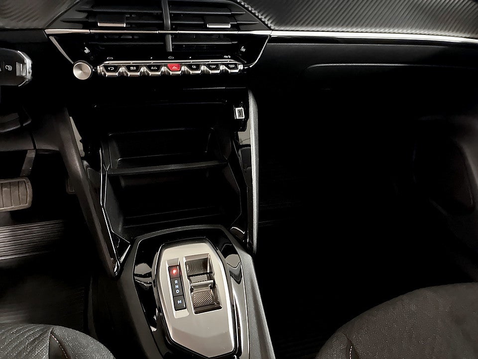 Bild på Peugeot 208 Style Hybrid 100hk Aut CARPLAY BACKSENSORER