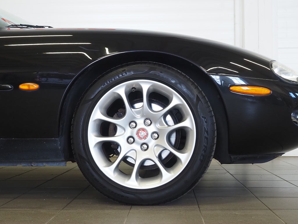 Jaguar XKR 363hk Supercharged | Bra skick | 1 ägare sedan 2001 | 1998