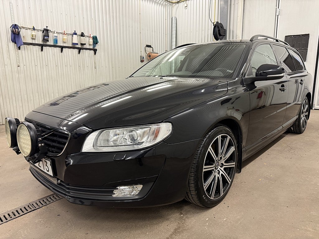 Volvo V70 D4 AWD SPORT 5-cyl Automat 16500mil