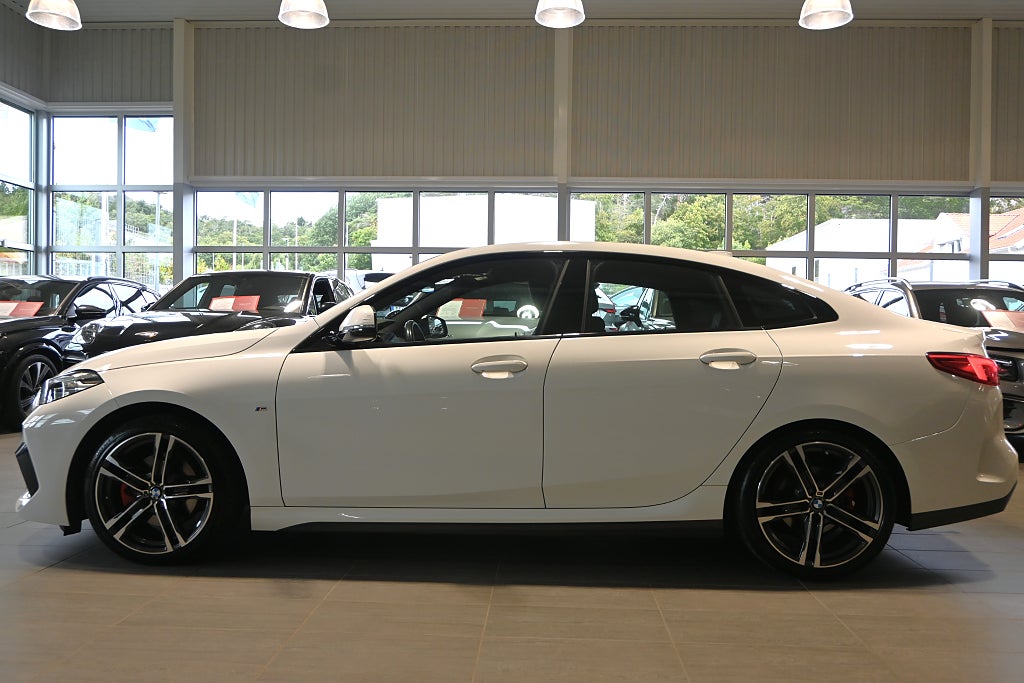 BMW 218i 2021 - miniatyr 2