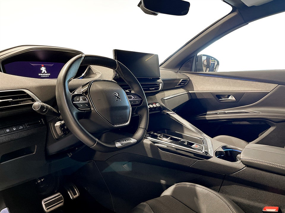 Bild på Peugeot 3008 GT 1.2 PT 130hk Aut B-KAMERA CARPLAY