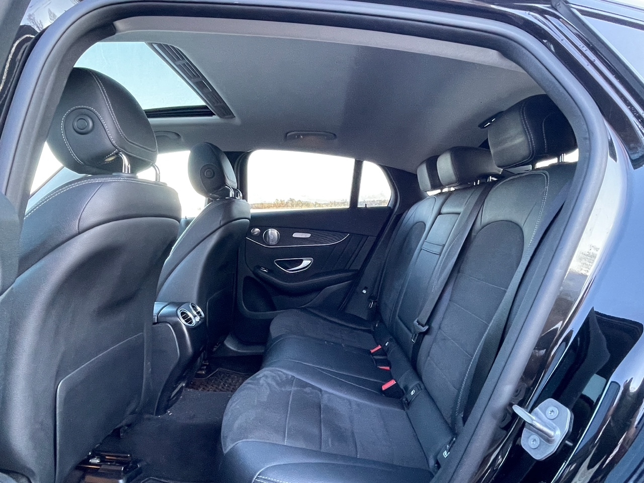 Mercedes-Benz GLC 2017, photo 5/27