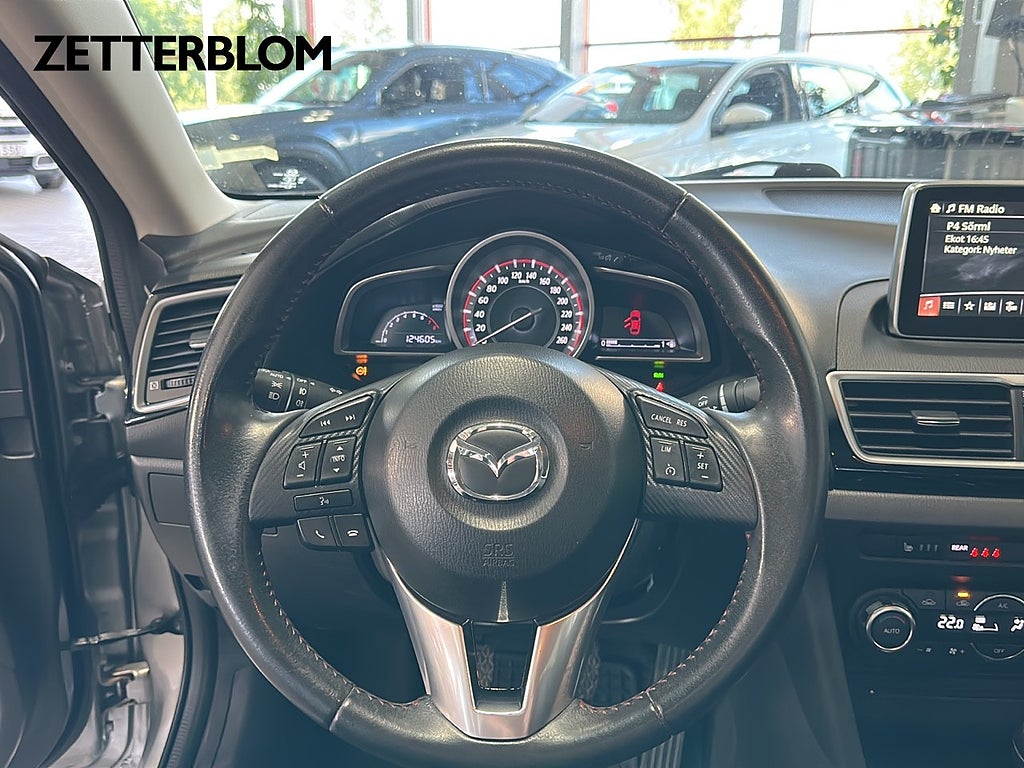 Sedan Mazda 3 12 av 16