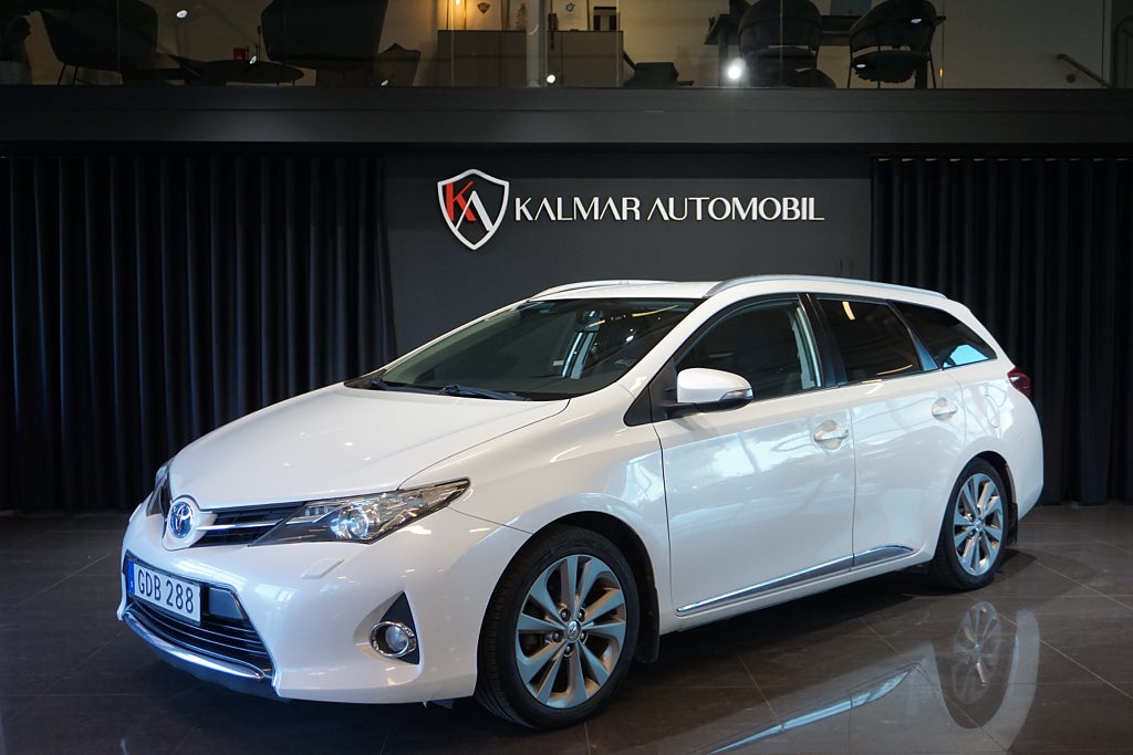 Toyota Auris Touring Sports Hybrid e-CVT Edition 50 136hk