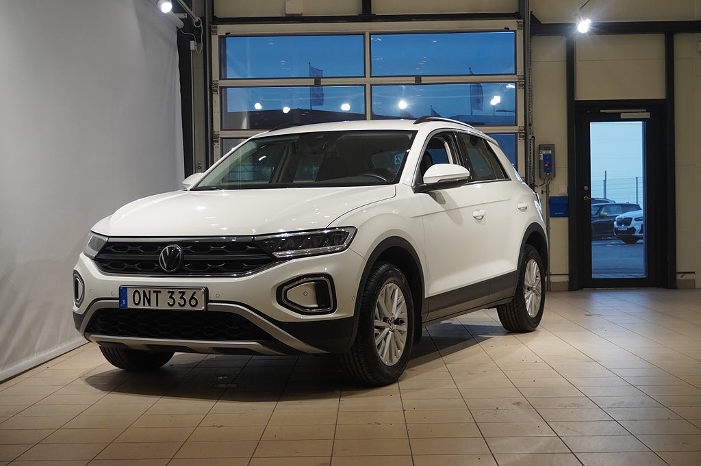 Volkswagen T-Roc 4,95% ränta 1,0 T 110hk D-Kommando Värmare Cockpit Pro