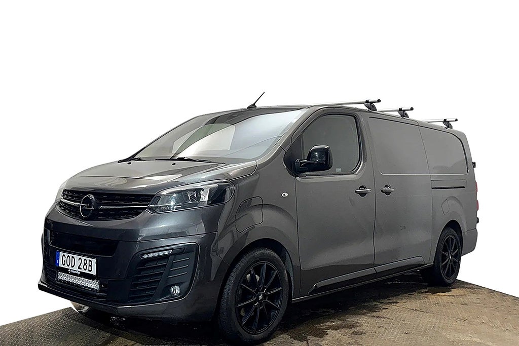 Opel Vivaro-e L3 Drag 2xSidodörr Kamera Navi CarPlay MOMS 136hk