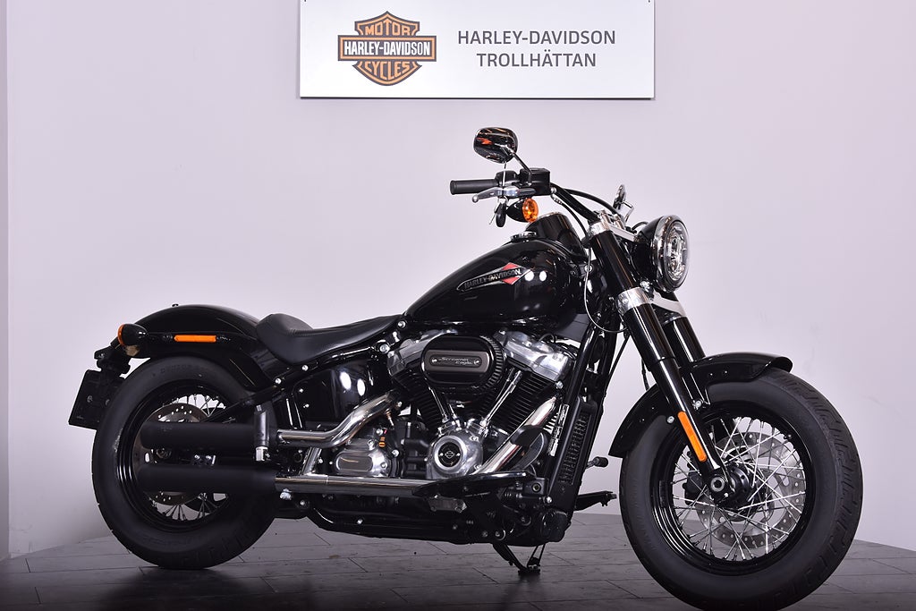 Harley-Davidson Softail Slim Med Cobra Neighbourhaters!