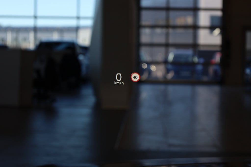 Volvo V90 Recharge T6 AWD AUT R-Design H&K Pano HUD 360° Navi