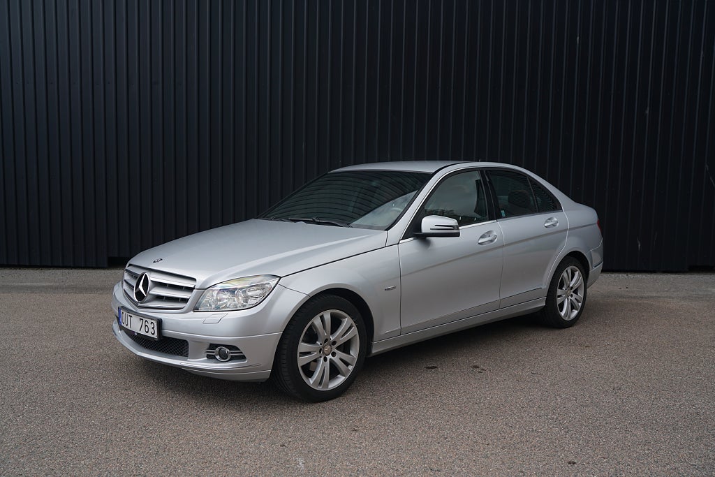 Mercedes-Benz C 180 Kompressor Avantgarde, Två brukare ink. Garanti!