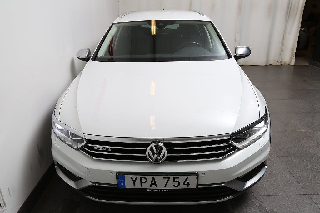Volkswagen Passat Alltrack 2,0 TDI 190hk SCR 4Motion GT DSG Värmare Drag 2018
