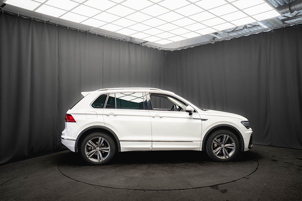 Volkswagen Tiguan TDI 4M R-Line D-VÄRMARE DRAG COCKPIT KAMERA 190hk