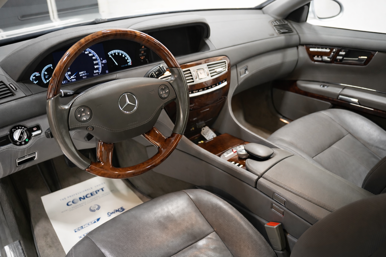 Mercedes-Benz CL 2007, kuva 5/10