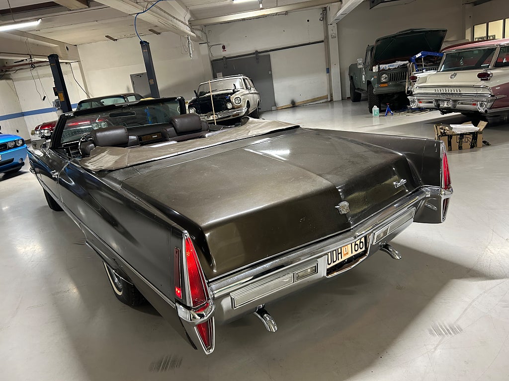 Cadillac Convertible Cadillac De Ville Cab 1970