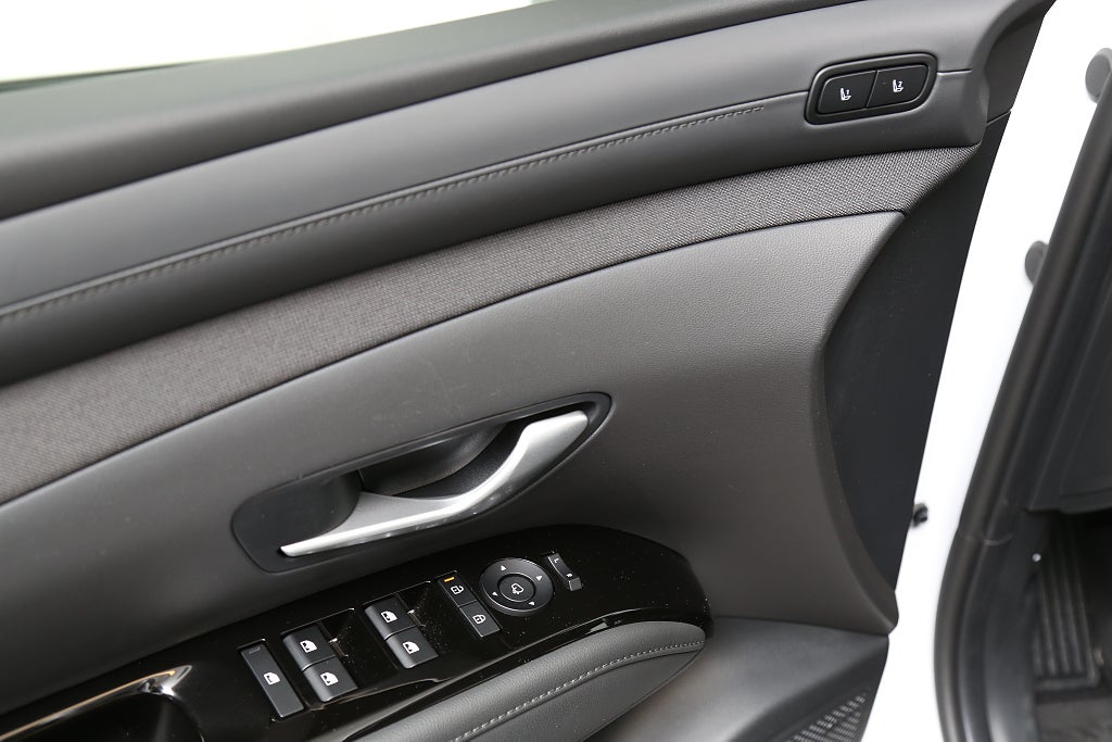 Hyundai Tucson FullHybrid AWD Advanced skinn kamera navi 2025