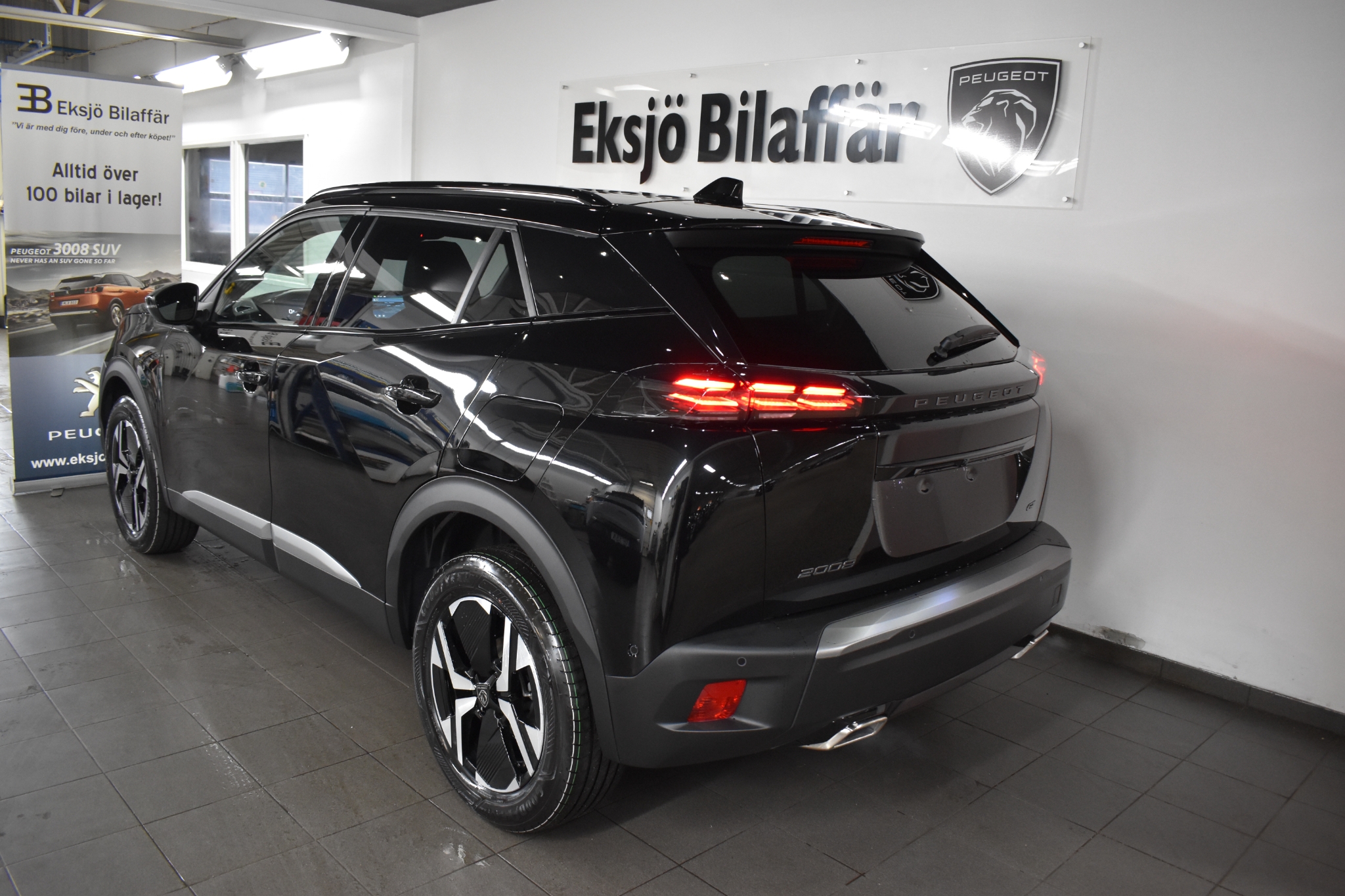 Peugeot 2008 GT Hybrid 145hk Automat 2026, photo 4/44