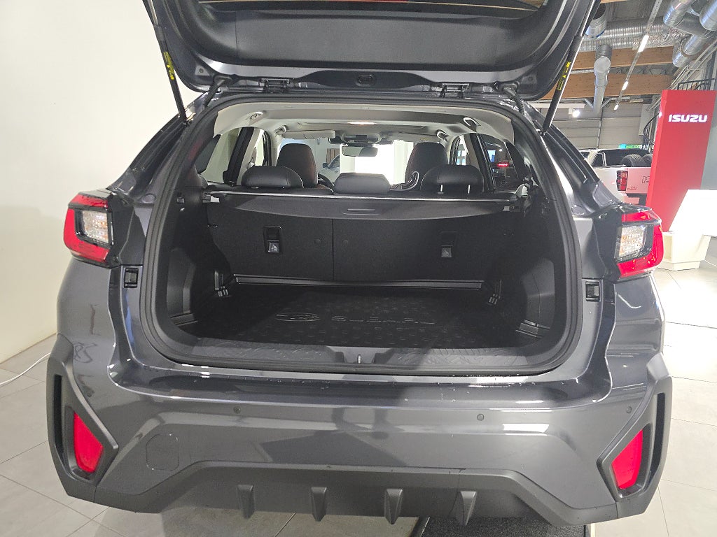 Subaru Crosstrek Touring AWD e-Boxer | V-Hjul & M-Värm