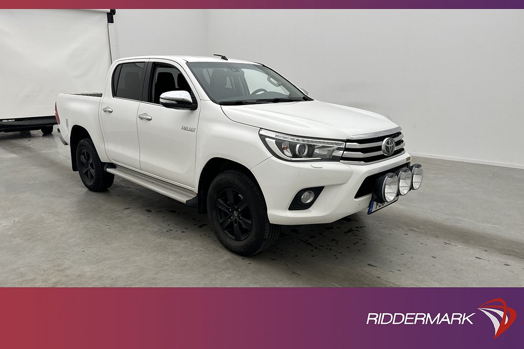 Toyota Hilux 2.4 AWD Värmare Dragkrok Diffspärr Moms