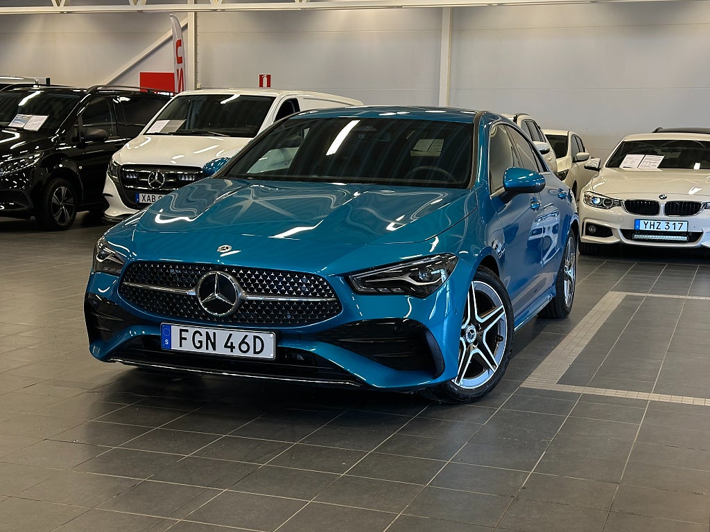 Mercedes-Benz CLA 200, AMG Line Advanced Plus, Parkeringsvärmare, Moms! 