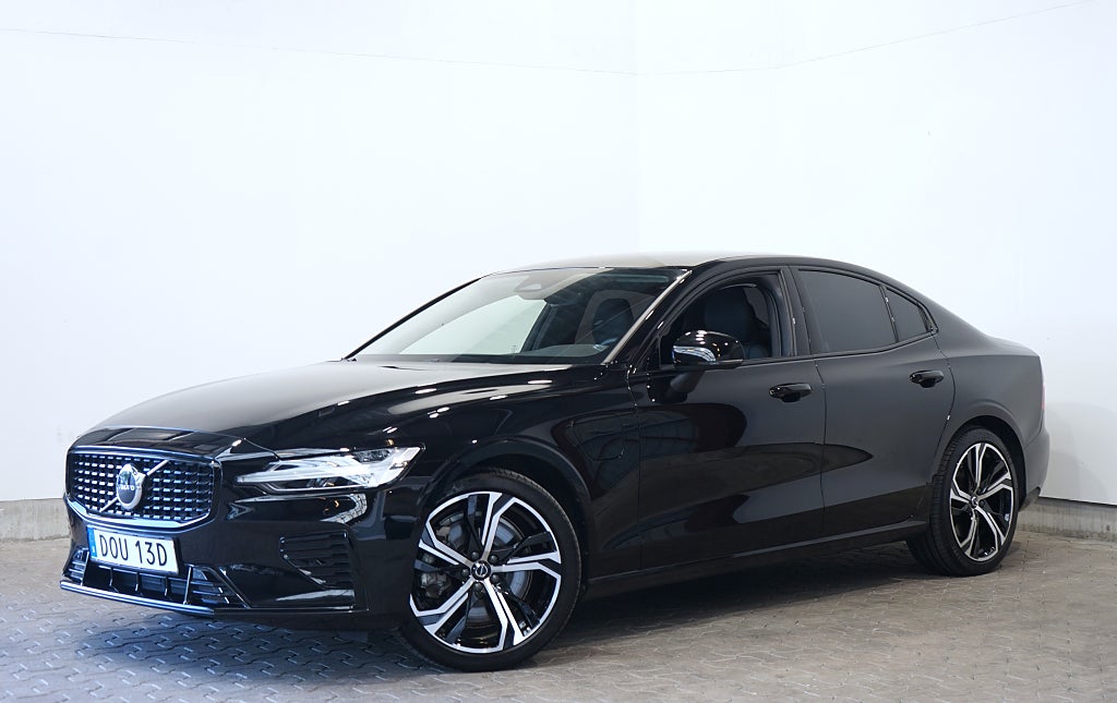 Volvo S60 Recharge T8 AWD Plus Dark 456hk