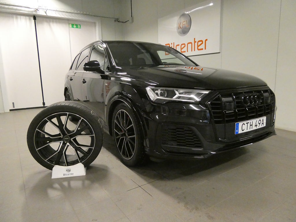 Audi Q7 55 TFSI quattro 7-Sits Competition Plus *3,99%RÄNTA*SoV
