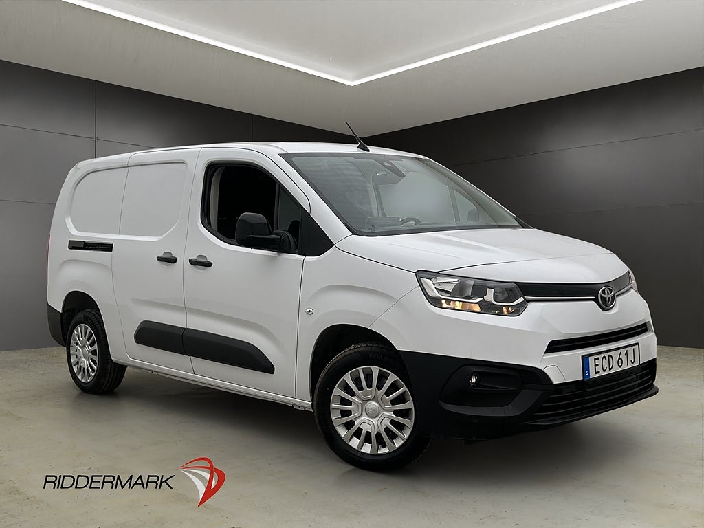 Toyota proace-city L2 Värmare Drag B-Kamera CARPLAY Moms