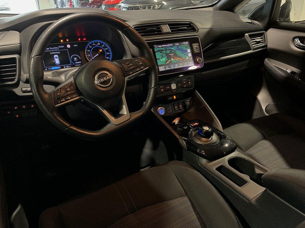 Nissan Leaf N-Connecta | 40kwh | Värmepump | 360 kamera | 2022