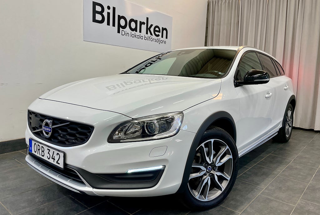 Volvo V60 Cross Country D4 AWD Geartronic Momentum Business Edition 190Hk 
