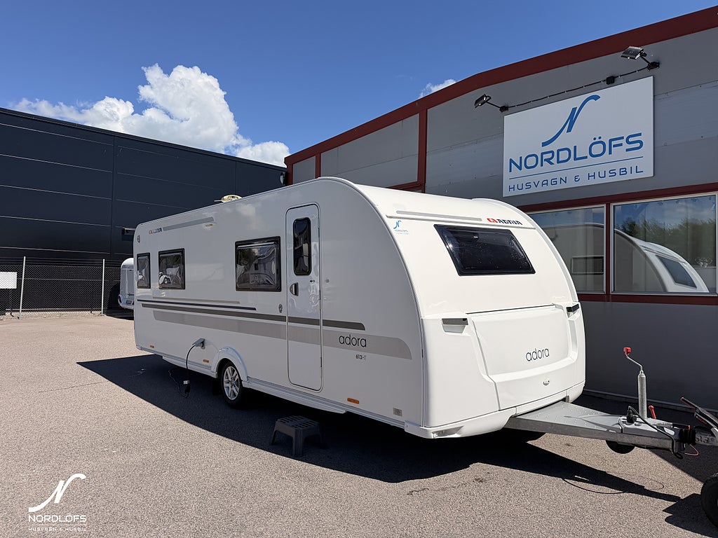 Adria Adora 613 HT / Alde / Förtält / Gasolugn