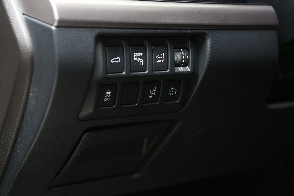 Subaru Outback 2,0D Summit AWD Aut H/K Skinn Motorv Drag 2016