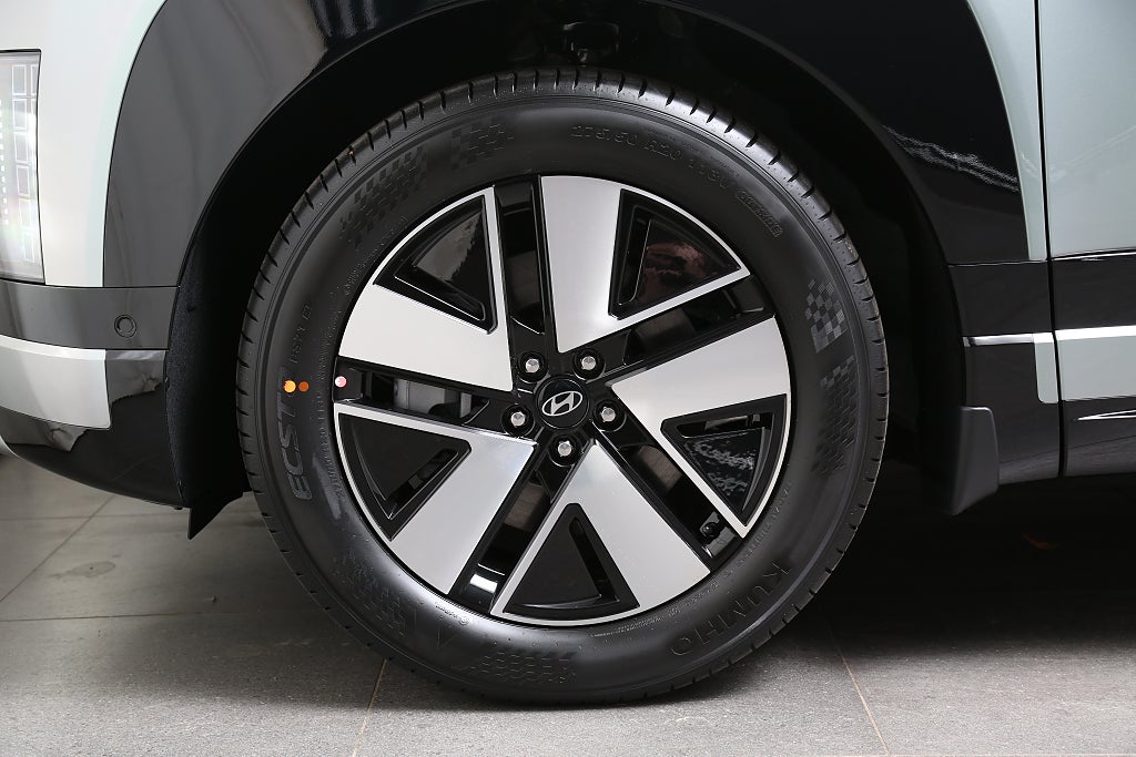 Hyundai IONIQ 9  Advanced AWD 110,3 kWh - Privatleasing 2027