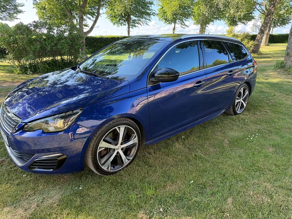Peugeot 308 2015