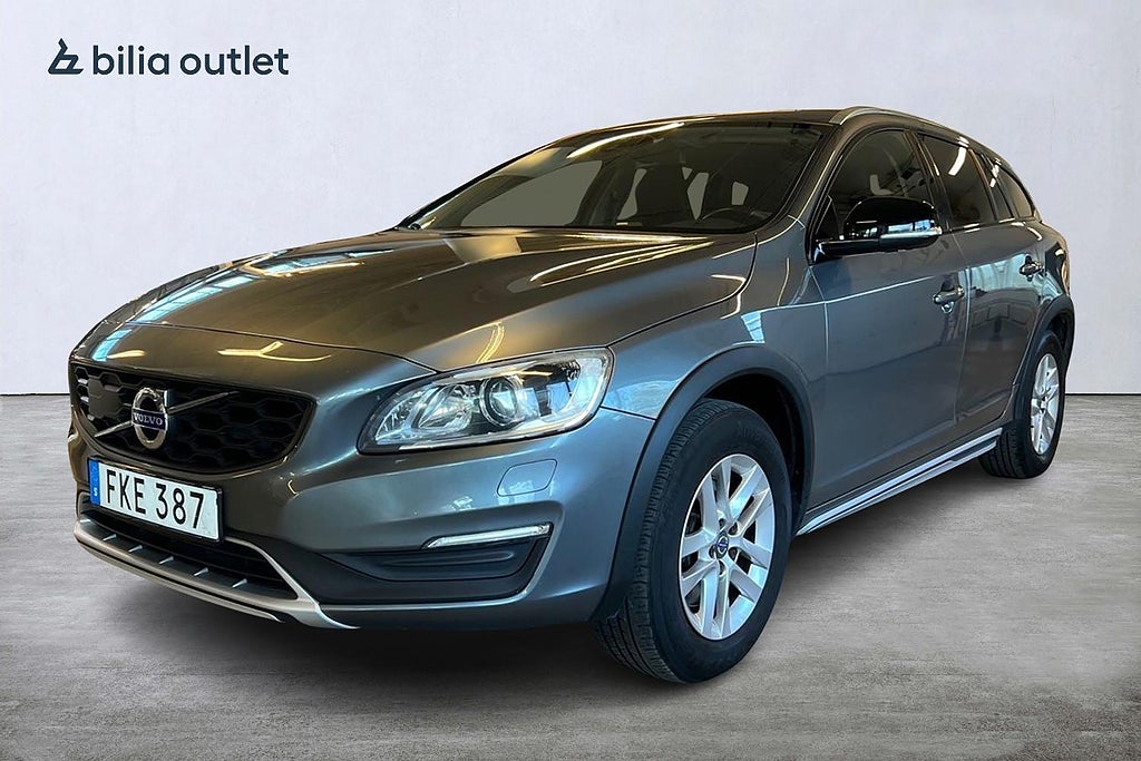 Volvo V60 Cross Country D4 AWD 190hk Geartronic Momentum Business Edition Drag