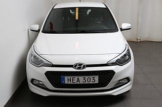 Halvkombi Hyundai i20 5 av 24