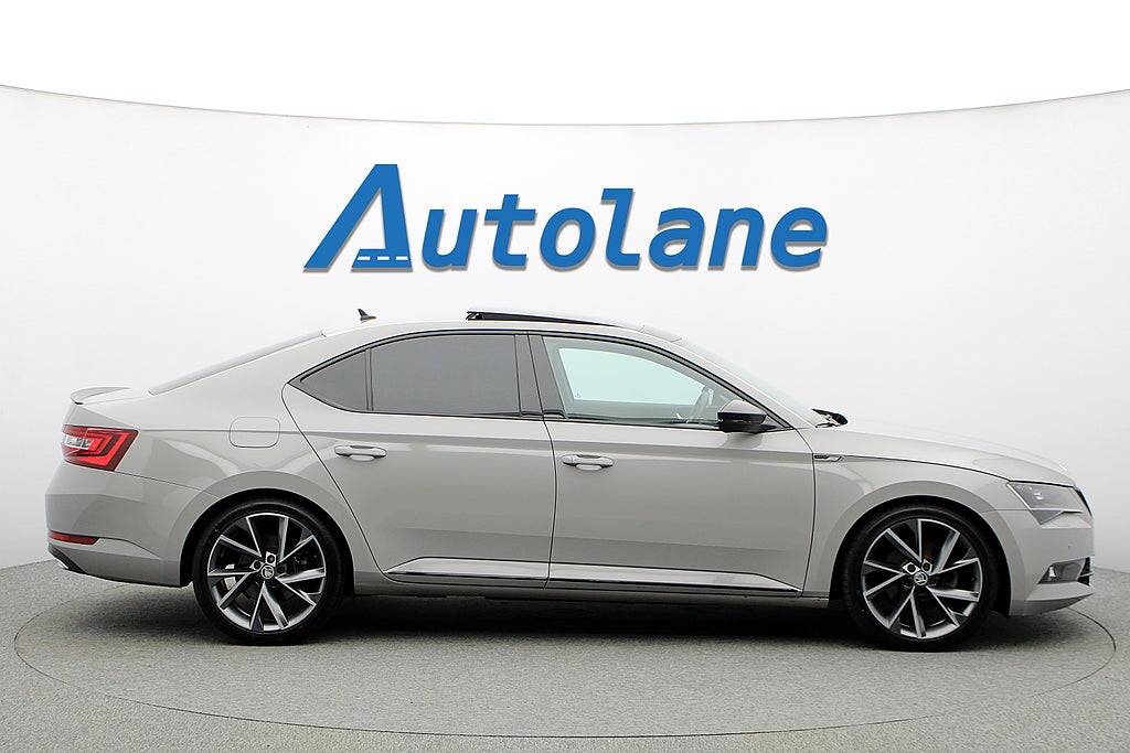 Skoda Superb 2.0 TDI 4x4 Sportline, Panorama, Värmare, Drag 190hk