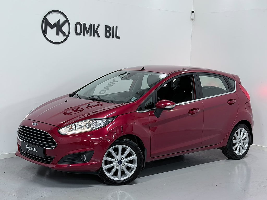 Ford Fiesta 5-dörrar 1.0 EcoBoost Titanium Euro 6/Låga mil 