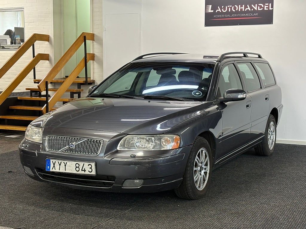 Volvo V70 2.4 CNG Momentum Nybesiktigad 140Hk