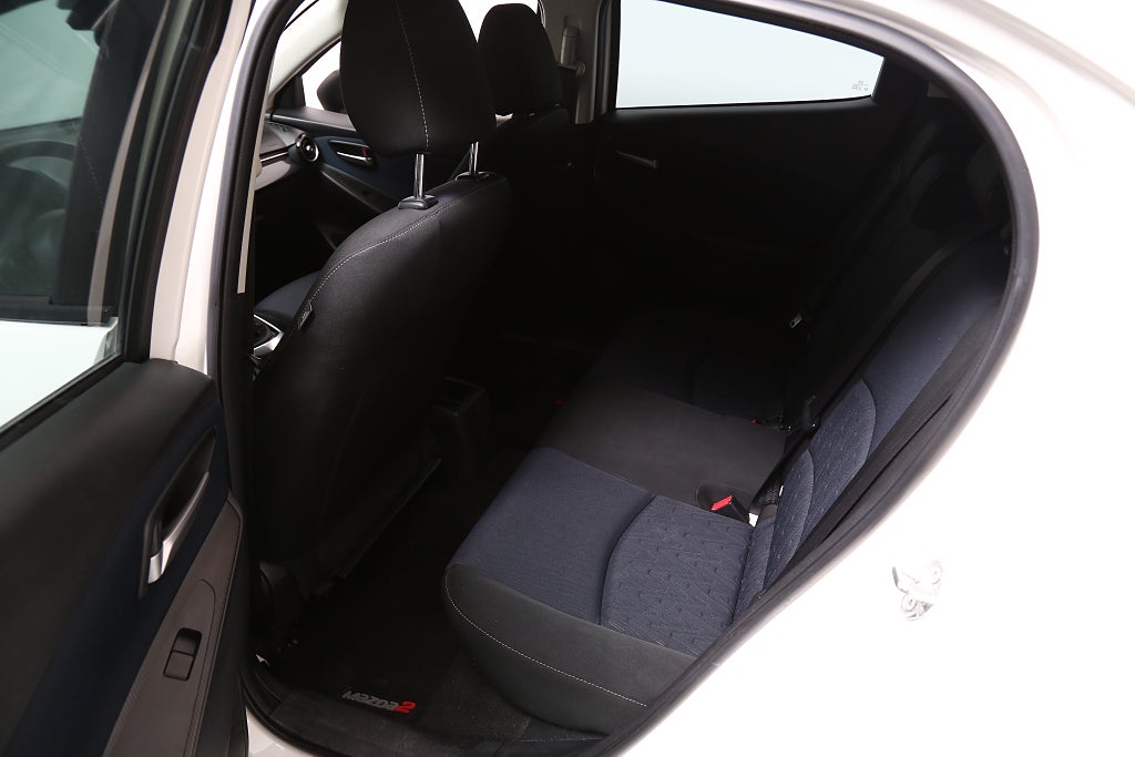Mazda 2 1,5 SKYACTIV-G 90hk Core 5-dörrar 2015